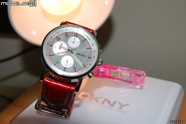 DKNY 都會風格時尚錶