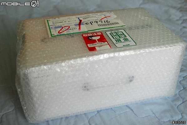 [分享] 剛好可以裝相機 BOBLBE-E MT-CARGO