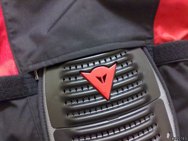[分享]08' DAiNESE G.PRUDHOE D-DRY NERO/ROSSO 冬季防摔外套