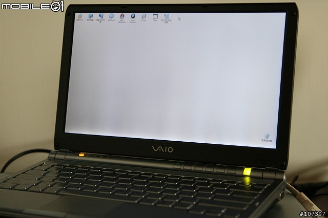 [已解決,感謝工程師]我的VAIO TX57TN也有斑馬紋~~~