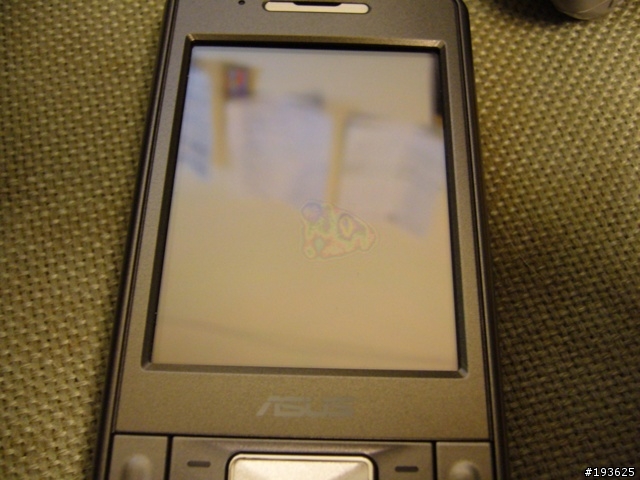 Asus p535 的螢幕