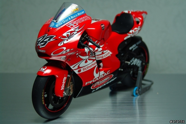 [高難度的逸品!?] 第二十五彈 1/12 DUCATI GP4 -極緻版- 重機車 模型製作