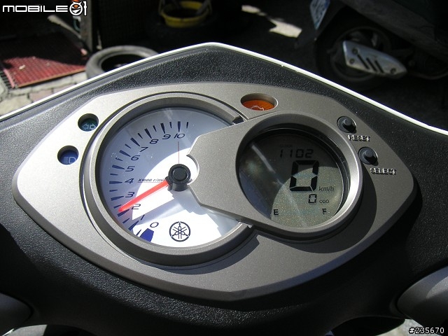 [分享]新噴鵝 脫X秀, 看透透 12/27 滿2,200公里了 . 6000RPM 以上才有特色.