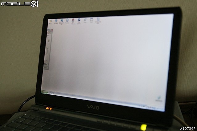[已解決,感謝工程師]我的VAIO TX57TN也有斑馬紋~~~