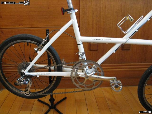 我的"完全不能摺"小徑車~mini3 小白(10/23更新Q2輪組及GIRO ATMOS紅黑安全帽)