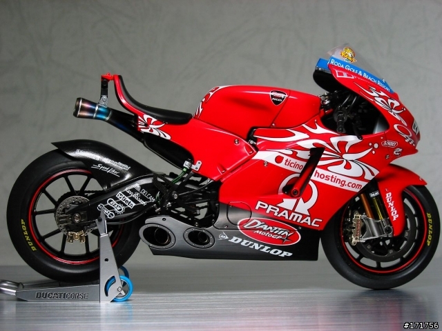 [高難度的逸品!?] 第二十五彈 1/12 DUCATI GP4 -極緻版- 重機車 模型製作