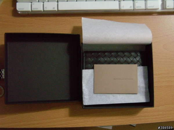[分享]Bottega Veneta 直式男夾