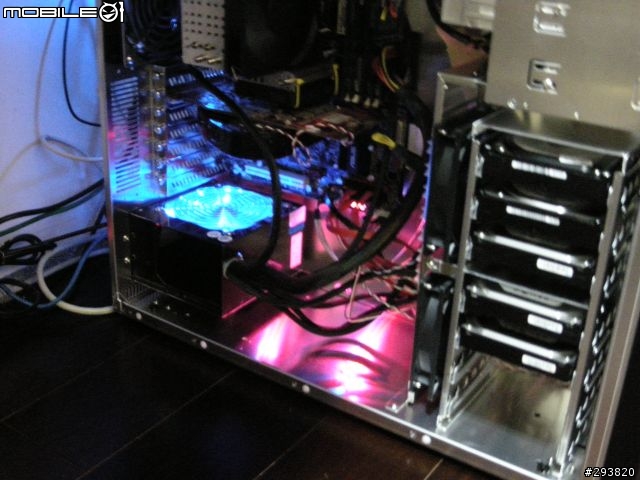 [分享] 聯力 PC-A70B 開箱
