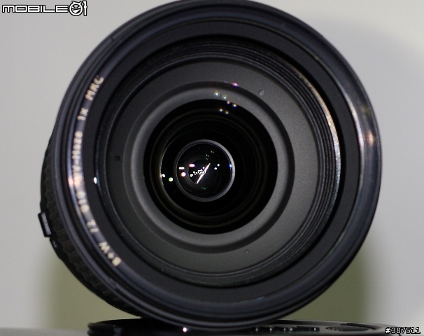 [又在次不專業開箱]SIGMA 18-50MM F2.8 EX DC MACRO
