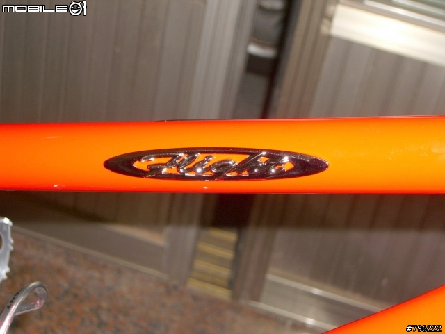 [開箱勸升級]女王之座騎昇級.GIANT M1.火辣紅板.