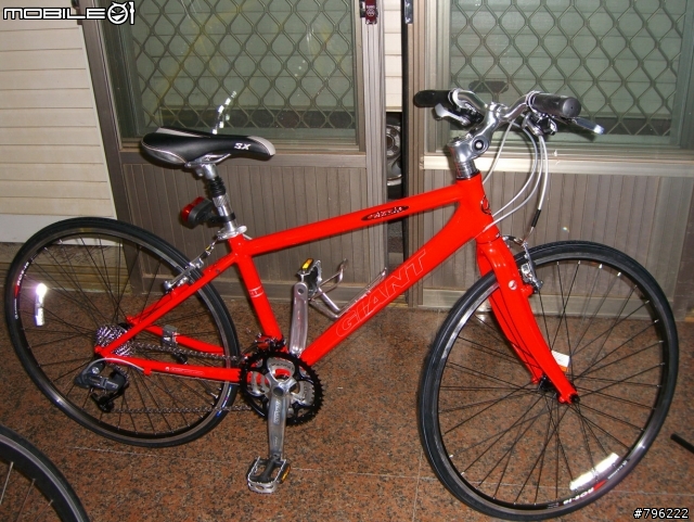 [開箱勸升級]女王之座騎昇級.GIANT M1.火辣紅板.