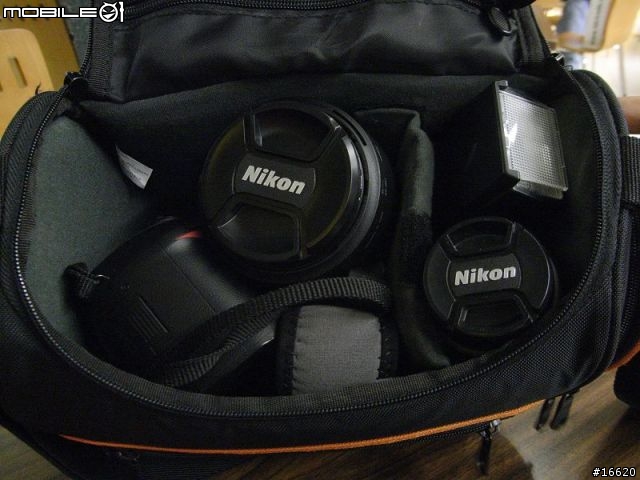 [Kuso 第二彈] Nikon  萬用飲料架.........Design by 女王