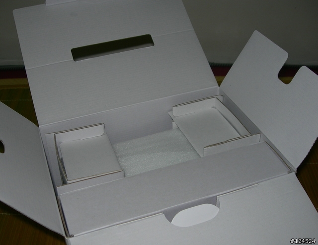 Synology Disk Station DS207+ 開箱照