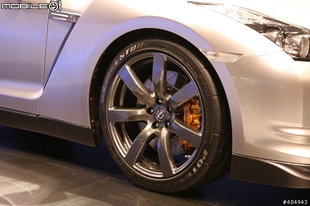 日産 GT-R