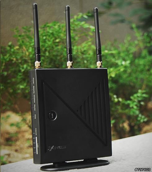 [分享]另人驚豔的802.11N無線路由器～SparkLAN WRTR-501（附實測傳輸值）