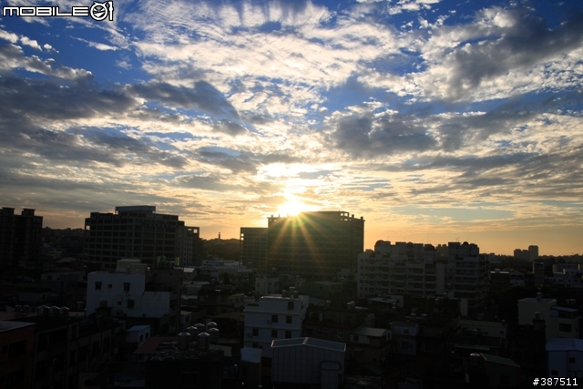[又在次不專業開箱]SIGMA 18-50MM F2.8 EX DC MACRO