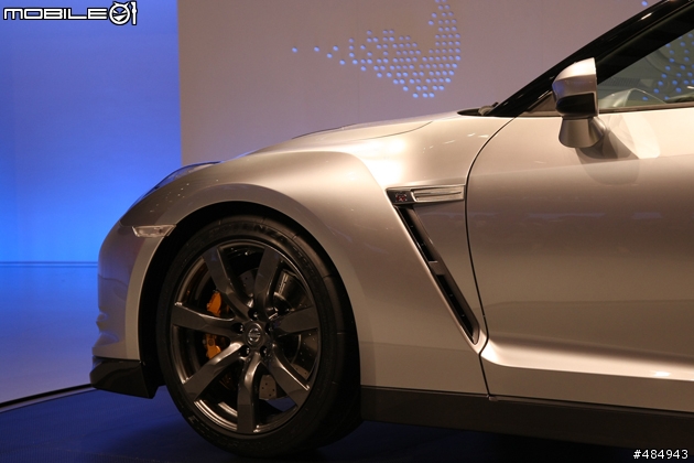 日産 GT-R