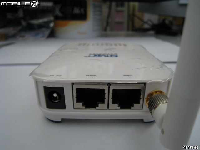 [分享]SMCWBR11-G迷你型無線分享器