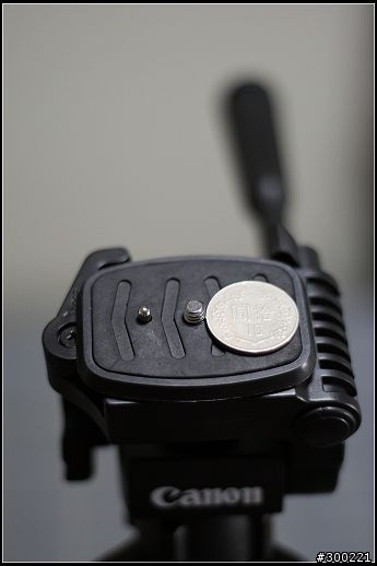 第一次發開箱文 腳架開箱文 Canon Tripoo 400 請多指教....