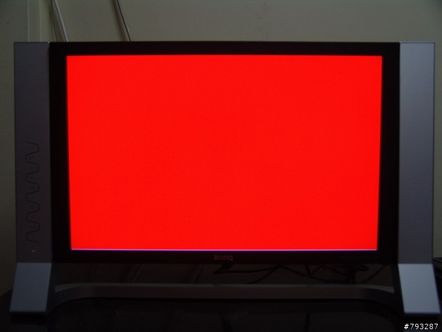 [開箱報告]就是你啦！BENQ FP241VW