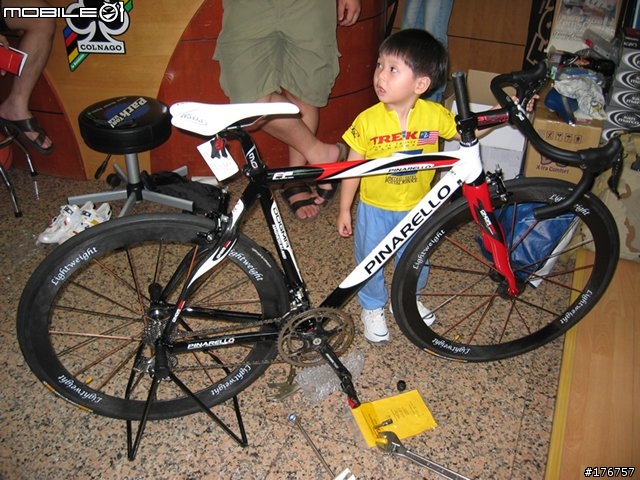 [分享]PINARELLO DOGMA plus LIGHTWEIGHT/TUNE/RECORD (58張圖)