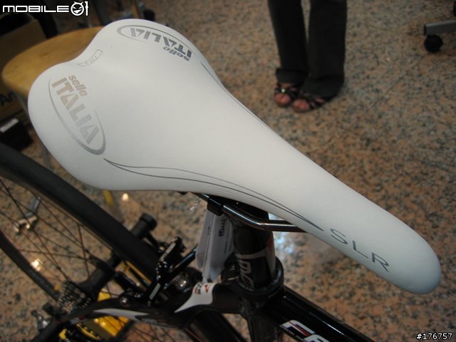 [分享]PINARELLO DOGMA plus LIGHTWEIGHT/TUNE/RECORD (58張圖)