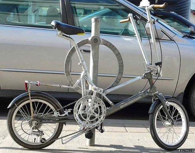 有人知道scooma這台折疊車嗎?