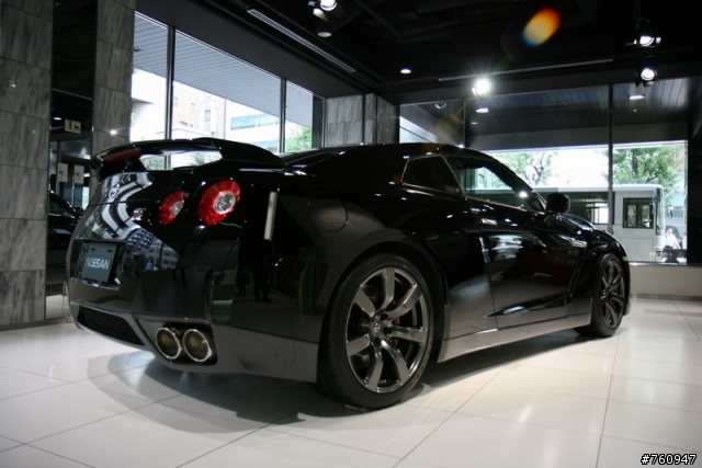 Nissan GT-R ,850