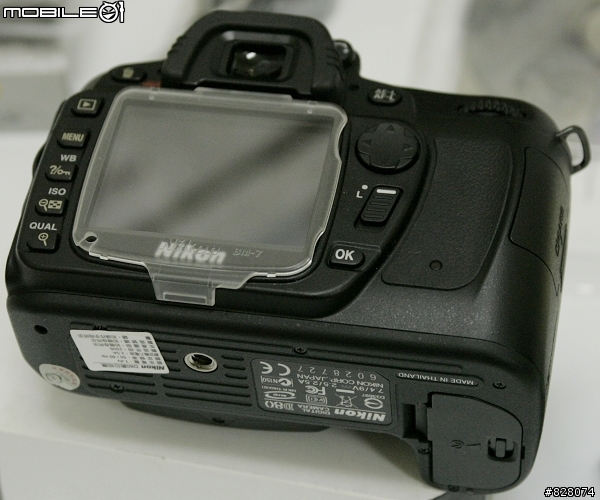 關於2手d80該賣多少