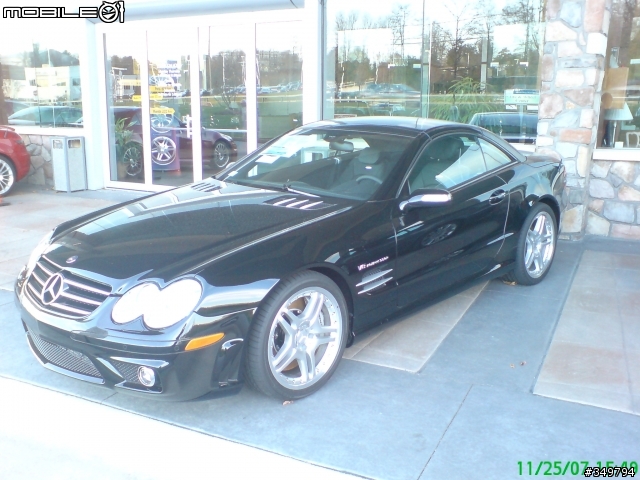 [分享]分享今天去Dealer拍到的新車~BENZ