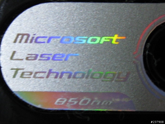 [開箱分享] 微軟 MicrosoftR 行動儲存滑鼠 8000 ~勸敗文