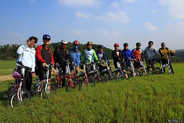 【活動紀錄】11/10﹝六﹞_竹蜻蜓金城湖連騎青青草原