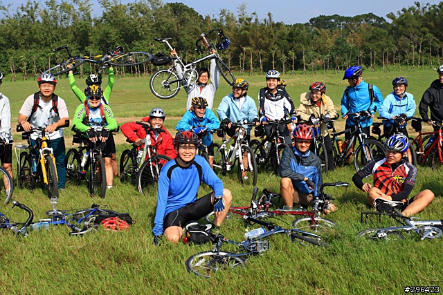 【活動紀錄】11/10﹝六﹞_竹蜻蜓金城湖連騎青青草原