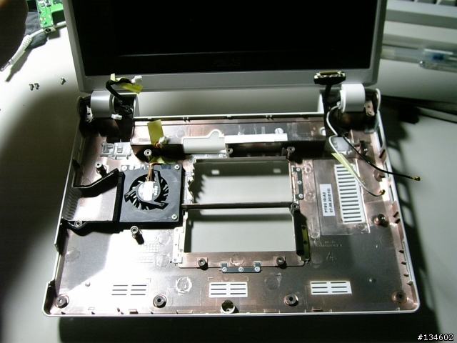 [拆解]EeePC 主機板