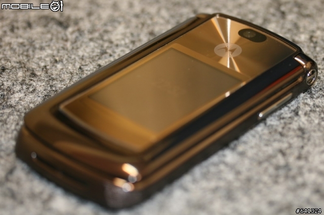 Motorola V8 2GB 褐金色實機分享圖