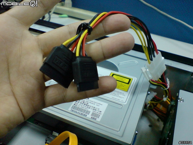 [分享]SilverStone SST-LC04--銀欣 slim type小型HTPC機殼