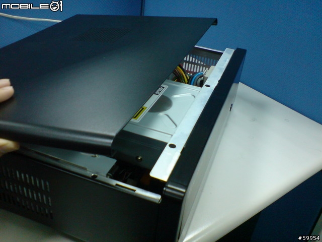 [分享]SilverStone SST-LC04--銀欣 slim type小型HTPC機殼
