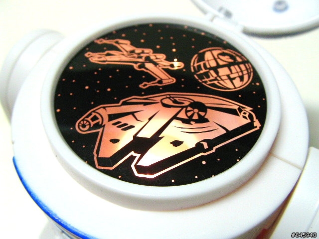 [分享] 星光下的無際浪漫 - Star Wars 星際大戰R2D2投射燈 開箱