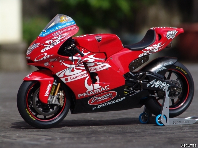 [高難度的逸品!?] 第二十五彈 1/12 DUCATI GP4 -極緻版- 重機車 模型製作