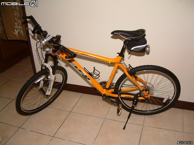 FUJI Nevada 1.0  2008 橘黃色  開箱