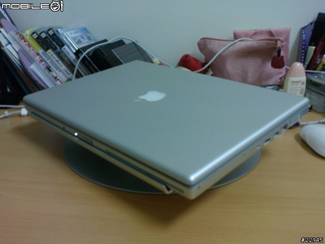 [逸品分享]飄浮在空中的MacBook Pro.手工打磨的BALMUDA LIFT (有圖有真相)