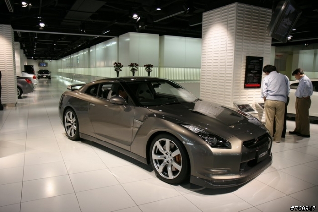 Nissan GT-R ,850