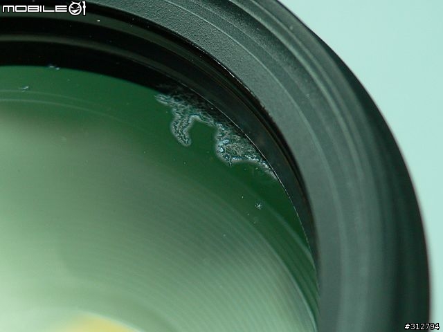 [鏡頭]canon 75-300mm鏡頭 這是發霉嗎?