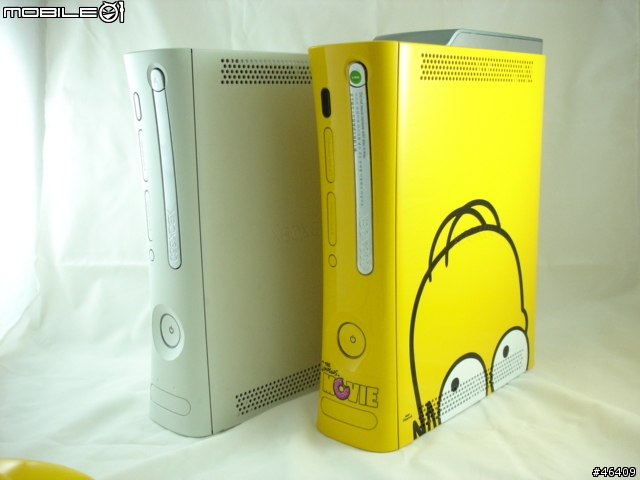 有沒有這麼黃啊!! The Simpsons 辛普森限量版 XBOX360