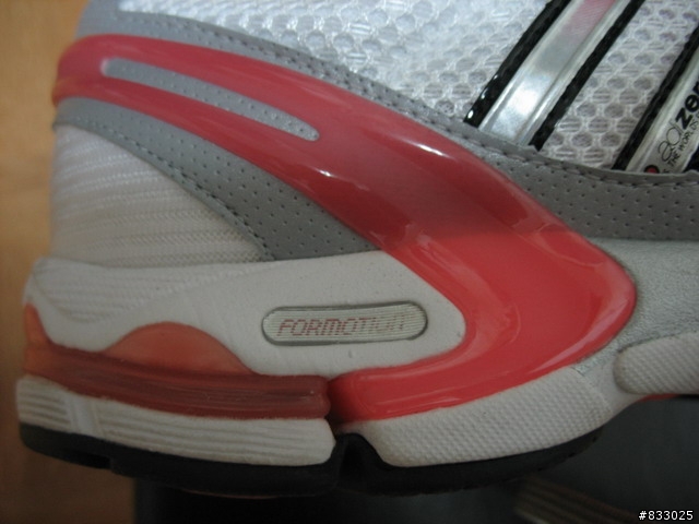 [分享]就很想來個實品照分享的好穿跑鞋-Adidas adizero tempo
