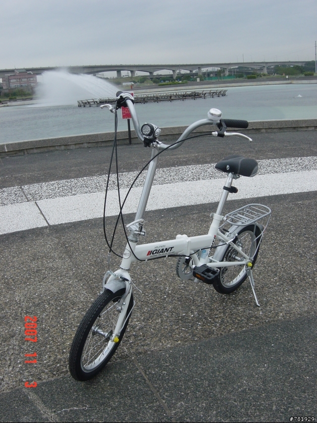 有騎GIANT FD606小折的車友嗎？快來快來啊～