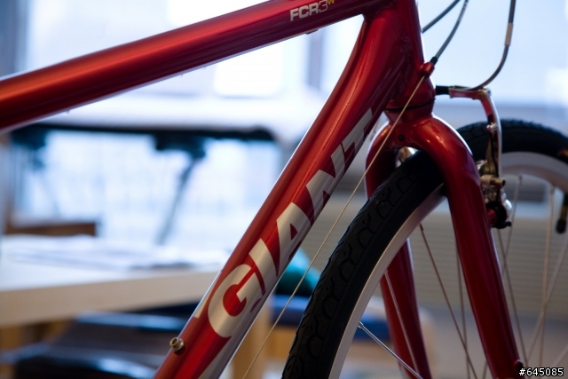 [分享]08'美版 Giant FCR 3W 女用平把公路車