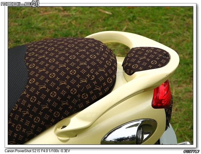 my bubu~大變裝~越看它越可愛..LV
