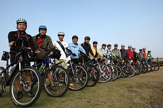 【活動紀錄】11/10﹝六﹞_竹蜻蜓金城湖連騎青青草原