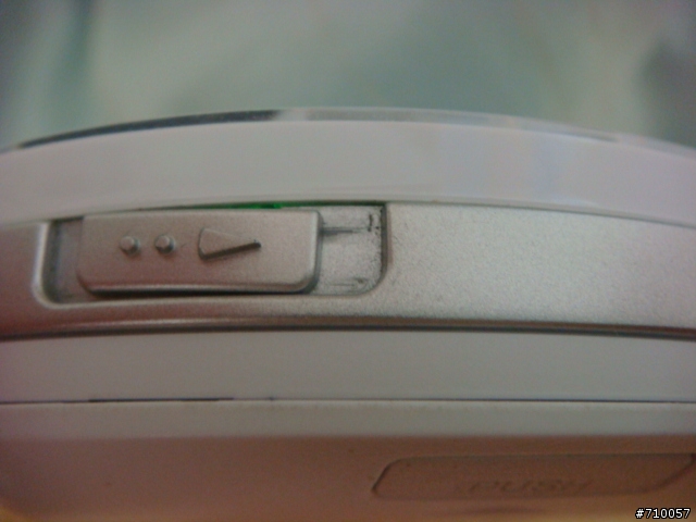 請問各位大大你們的PSP-1007會這樣嗎??